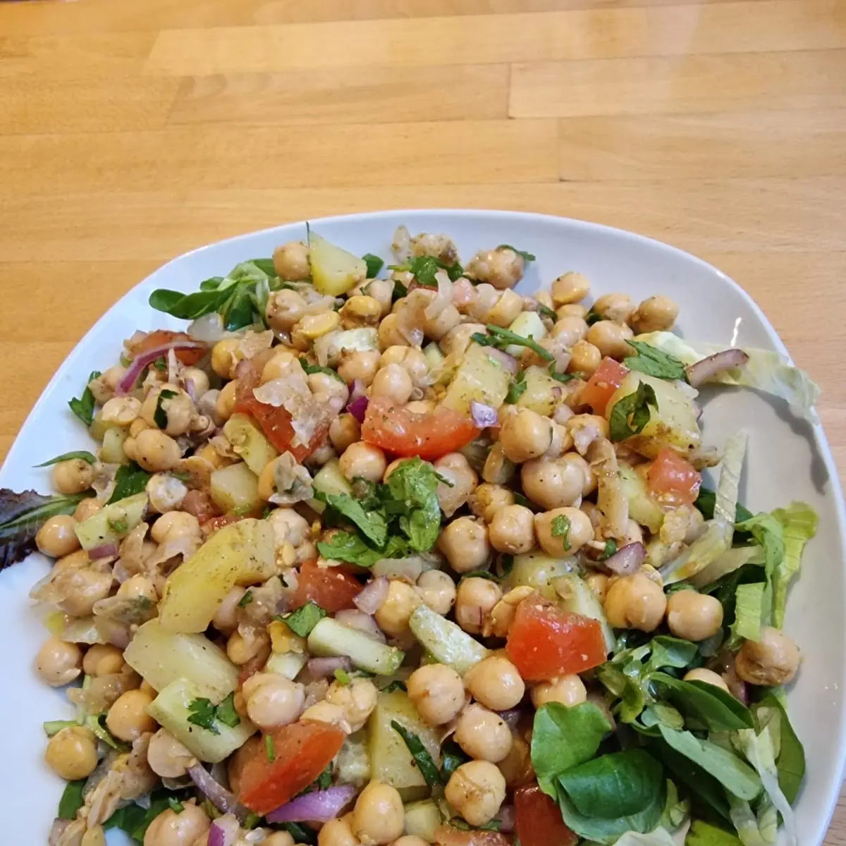 Chana Chat Salat Vegan