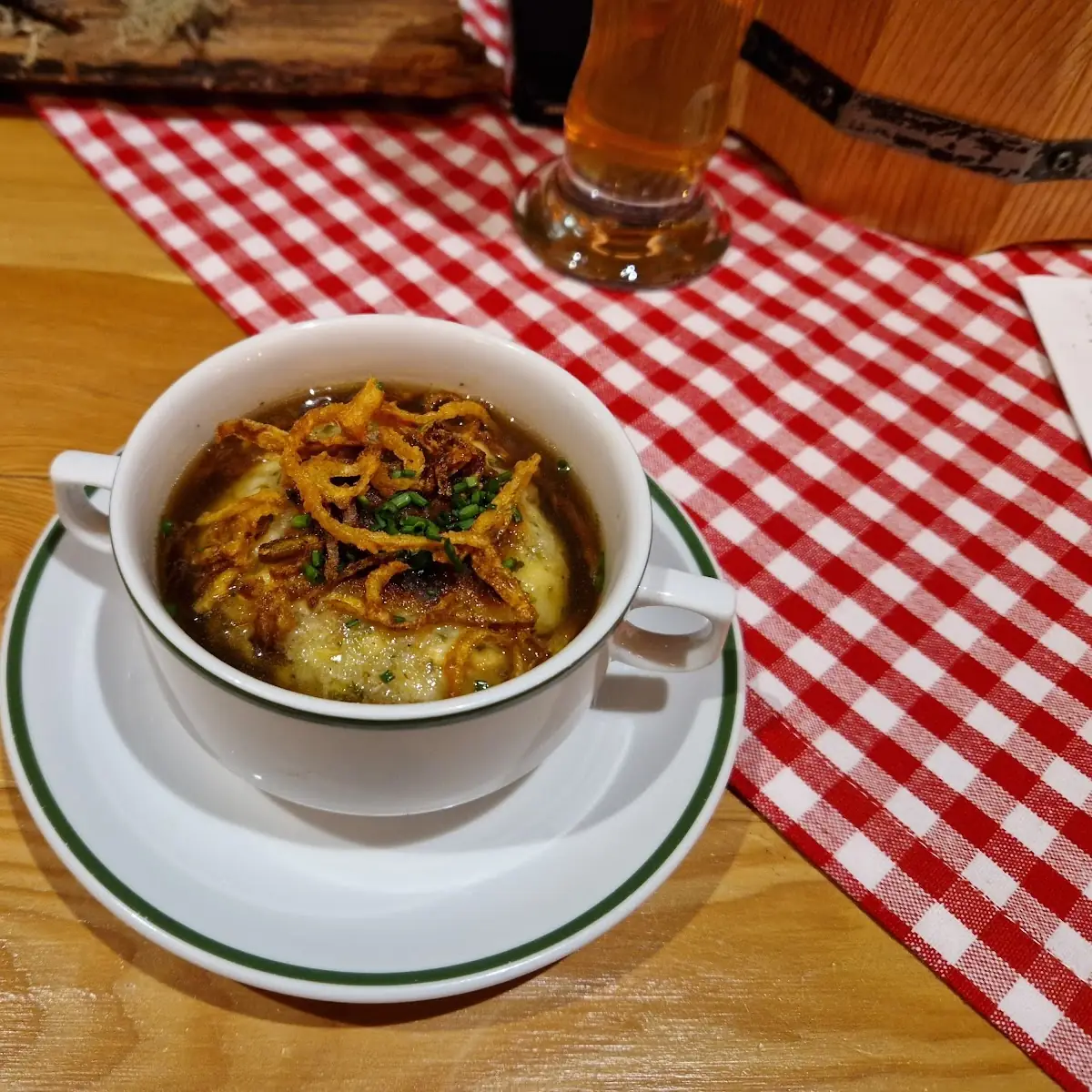 Kaspressknödelsuppe