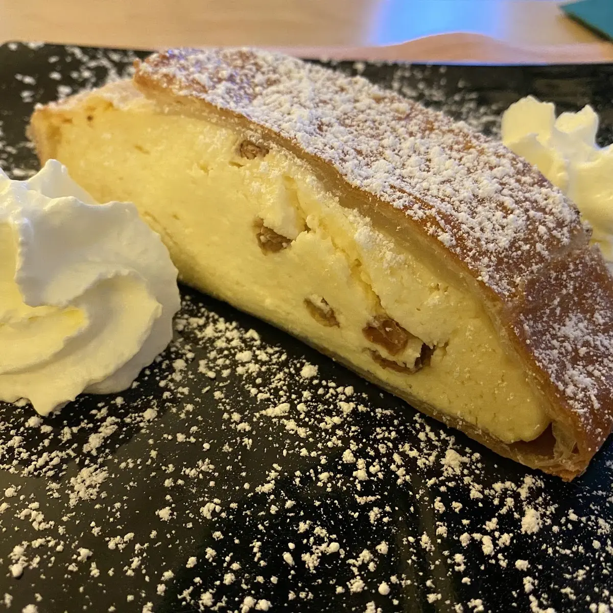 Topfenstrudel