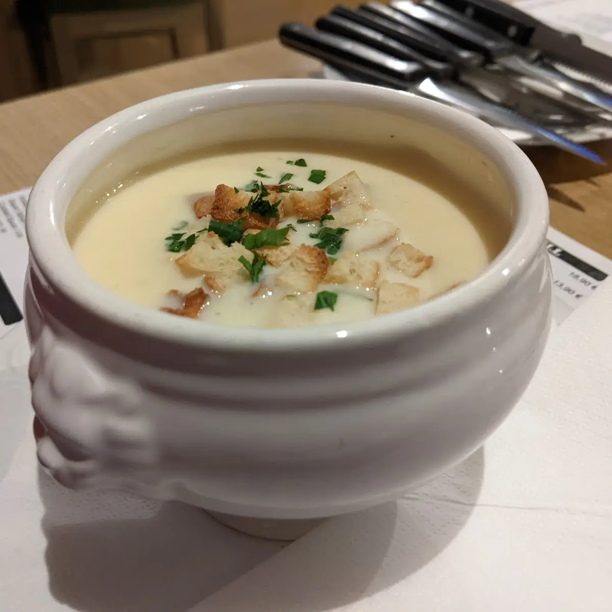 Knoblauchcremesuppe