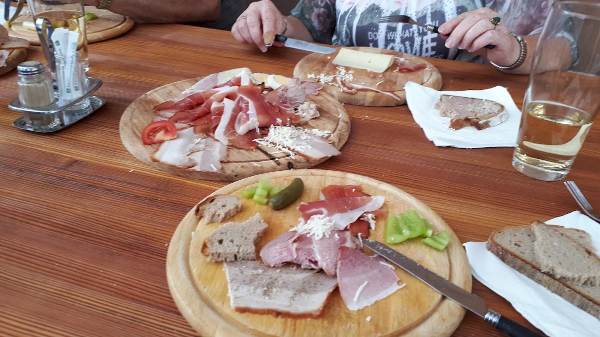Highlights, Buschenschank Trummer