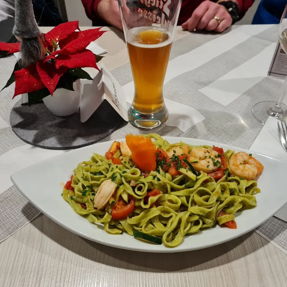 Grüne Tagliatelle Mit Scampi