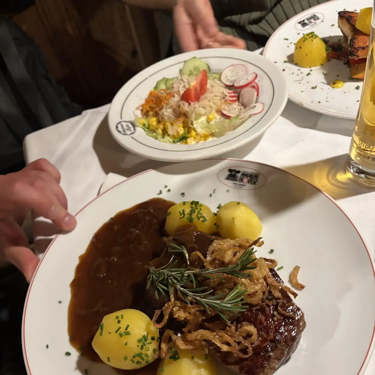 Zwiebelrostbraten Mit Salzkartoffeln