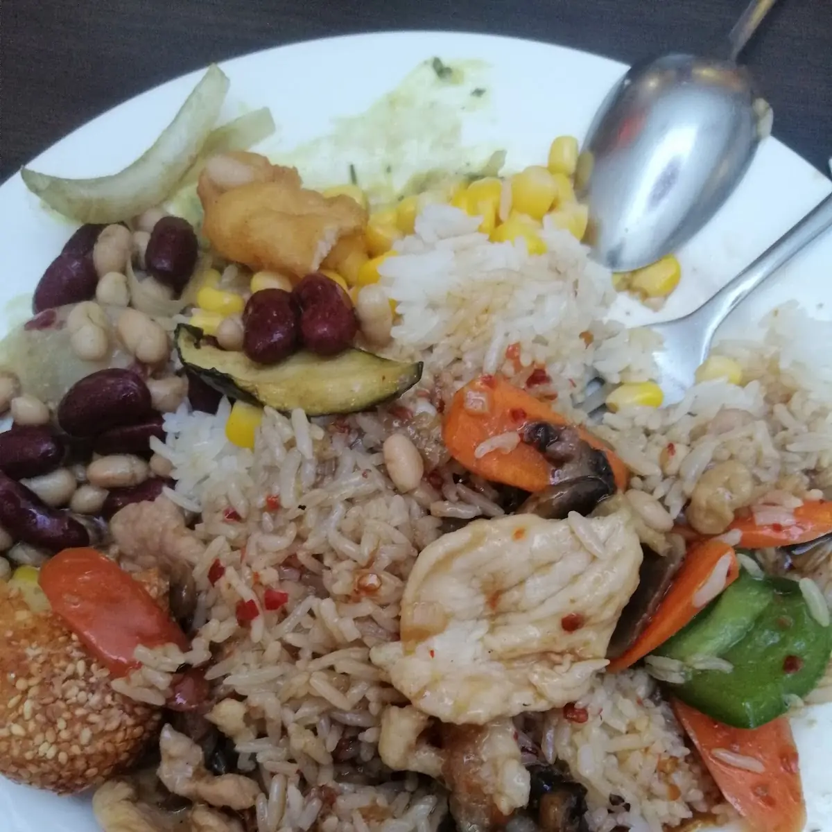 Acht Schätze Mit Reis Vom Buffet