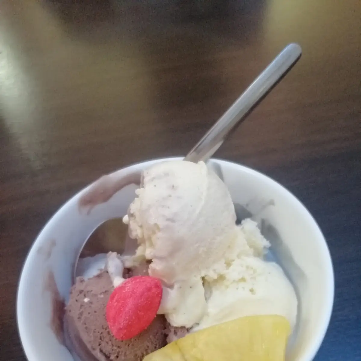 Eis Mit Frischen Ananas