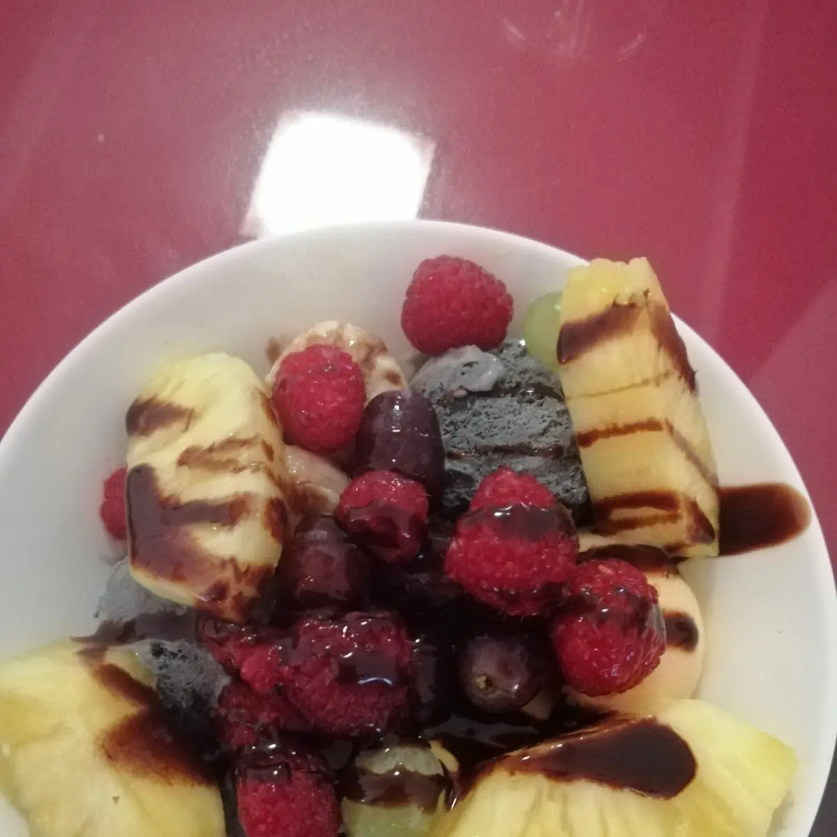 Eis Mit Frischen Früchten