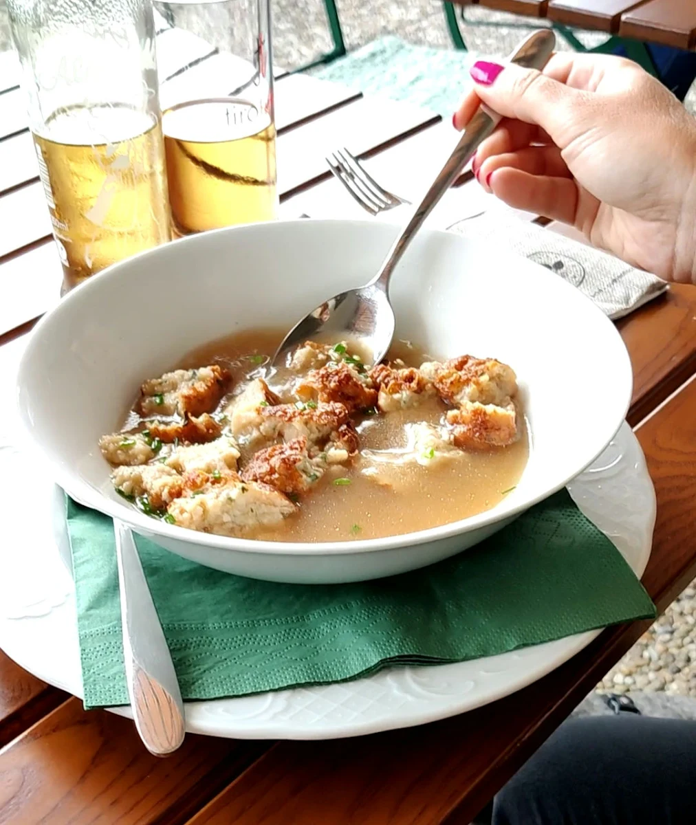 Pressknödelsuppe