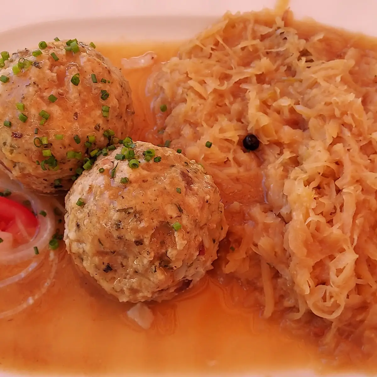 Speckknödel Mit Sauerkraut