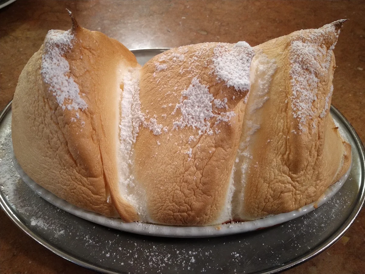 Salzburger Nockerl Eiweißschaum Mit Zucker Gebacken Ganz Fluffig