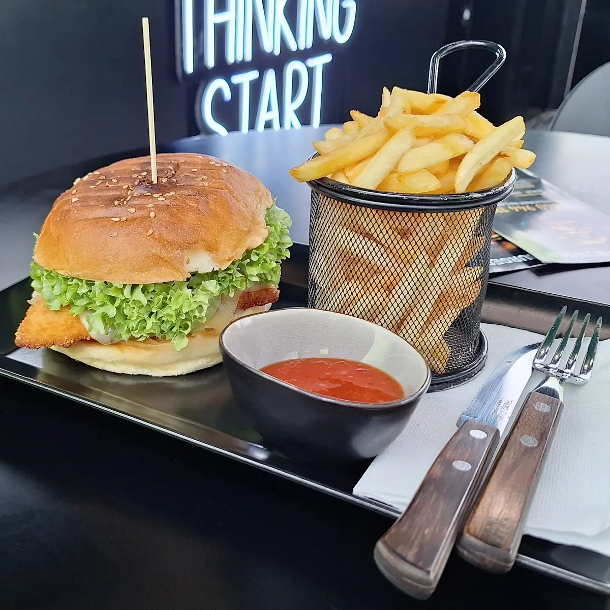 Crispy Chicken Burger