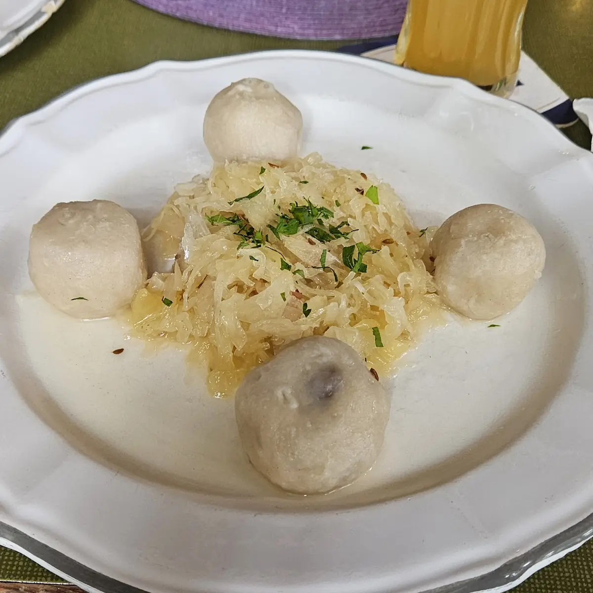 Innviertler Knödel Mit Sauerkraut