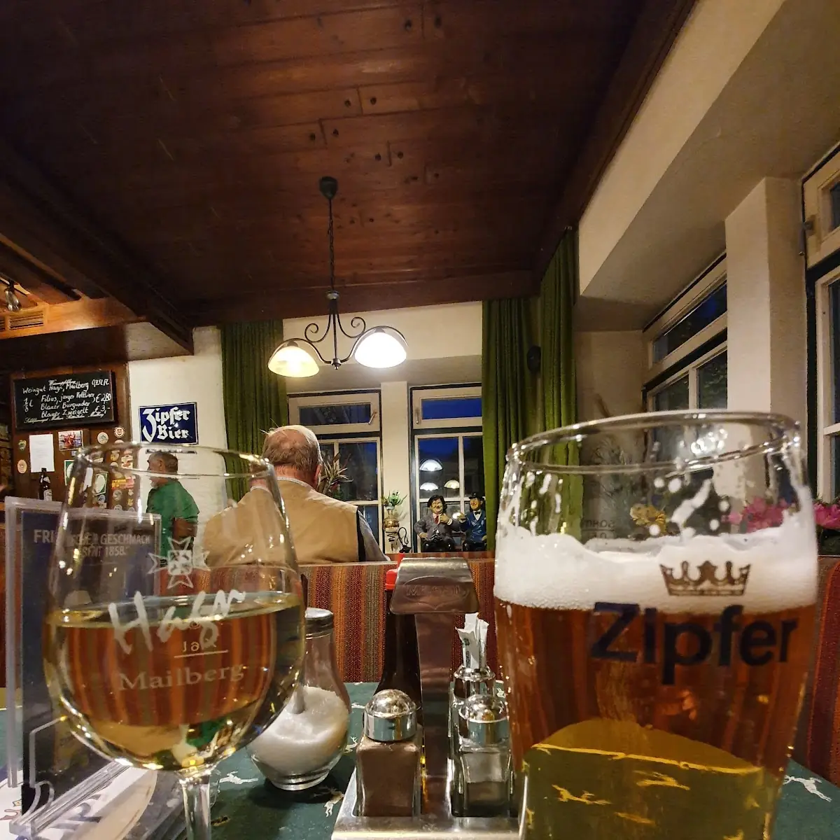 Zipfer Bier Grüner Veltliner Wein