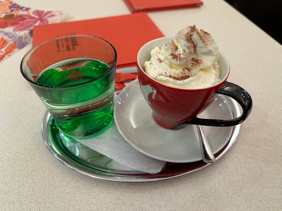 Cappuccino Mit Schlag