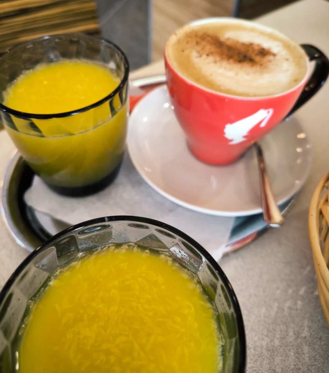 Cappuccino Orange Juice