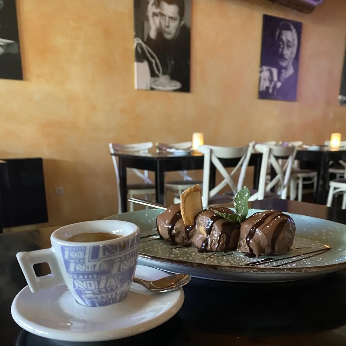 Profiteroles