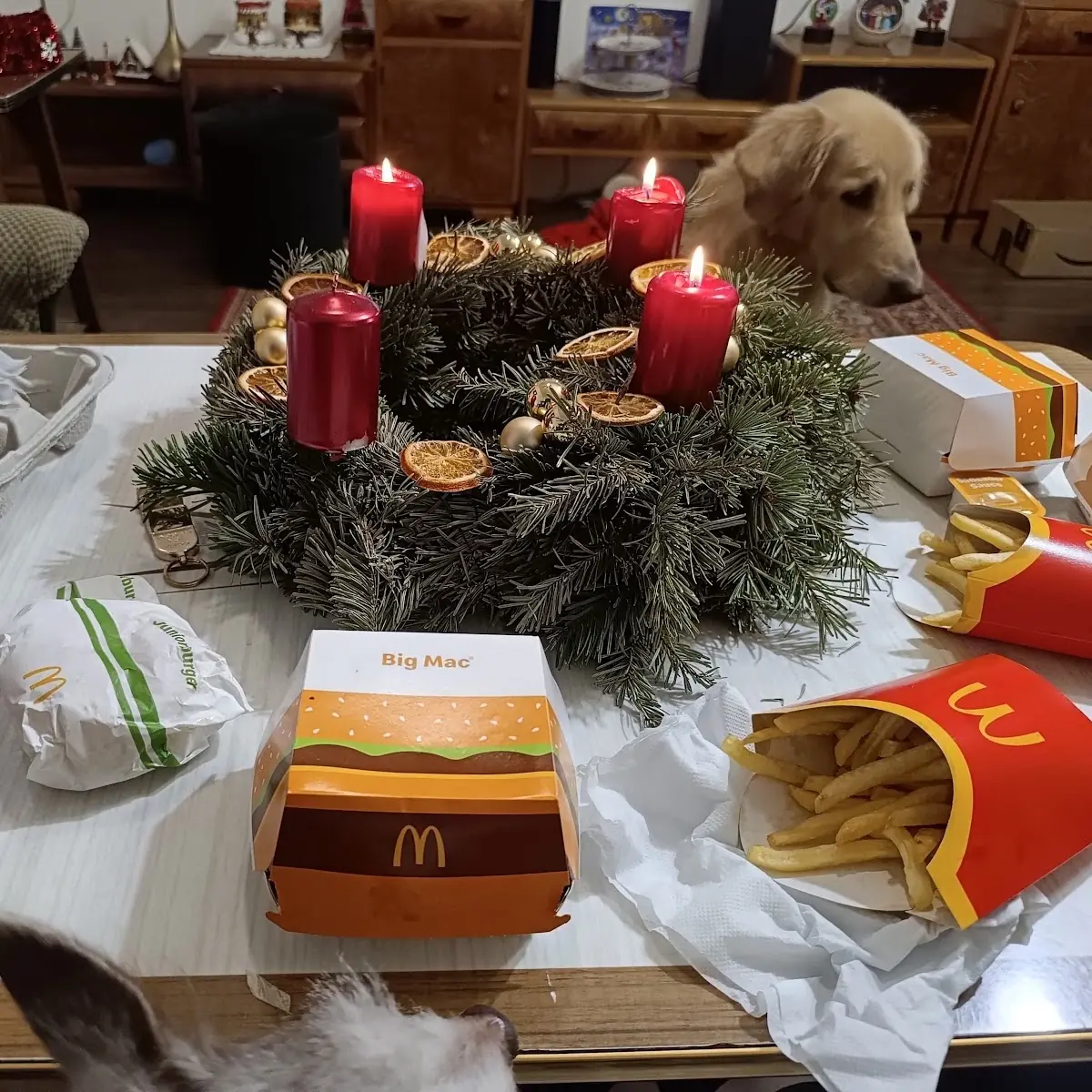 Adventmenü Big Mac Fish Mac Cola Und Pommes