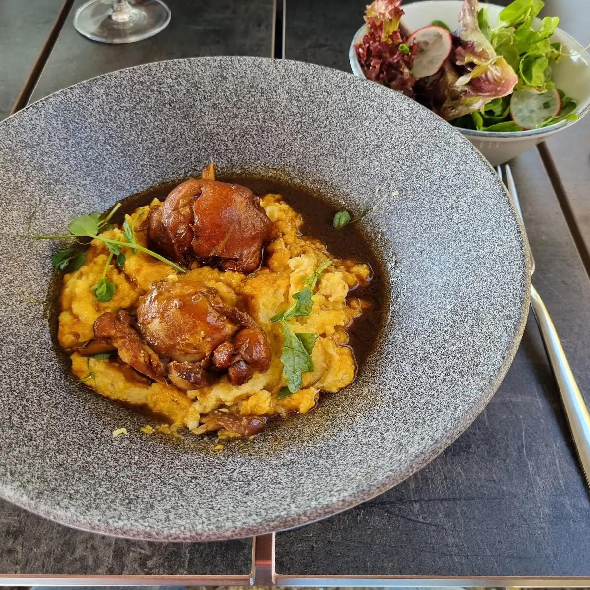 Hähnchen Mit Polentasterz