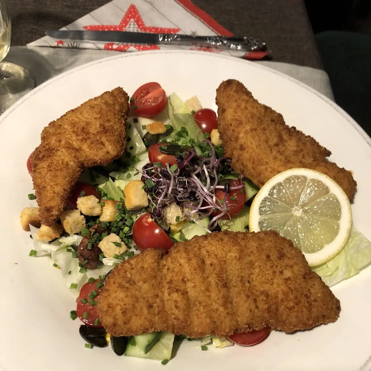 Backhendlstreifen Salat
