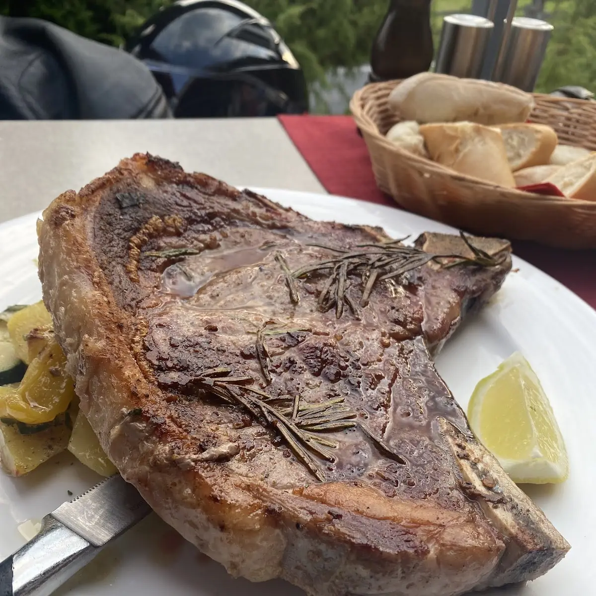 Costata Di Manzo