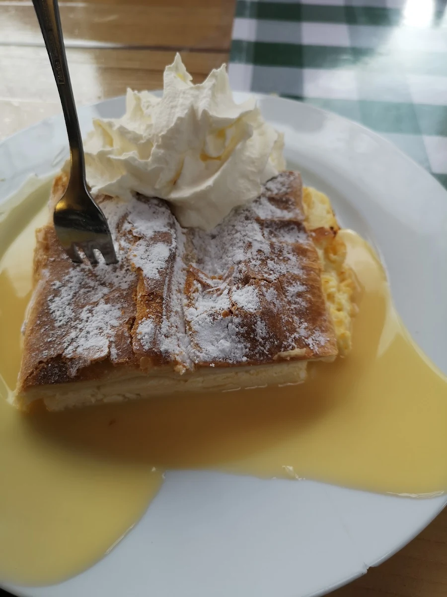 Topfenstrudel