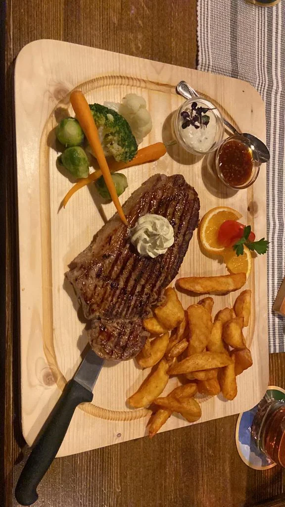 Rumpsteak Von Der Beiried Mit Kräuterbutter