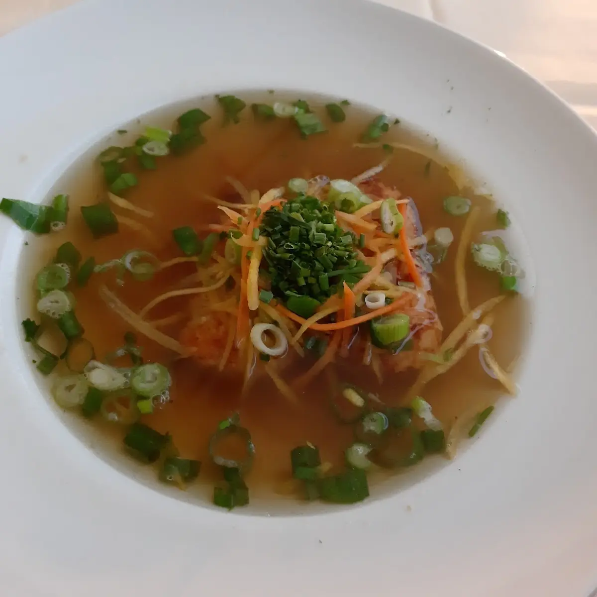 Kärntner Kaspressknödelsuppe