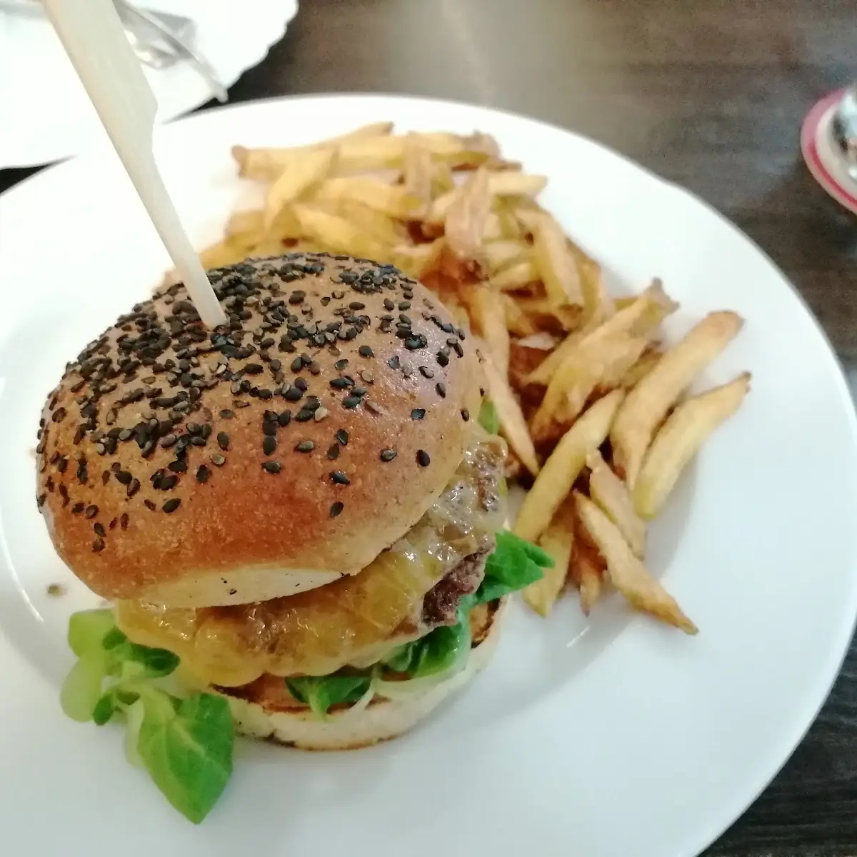 Penguins Burger