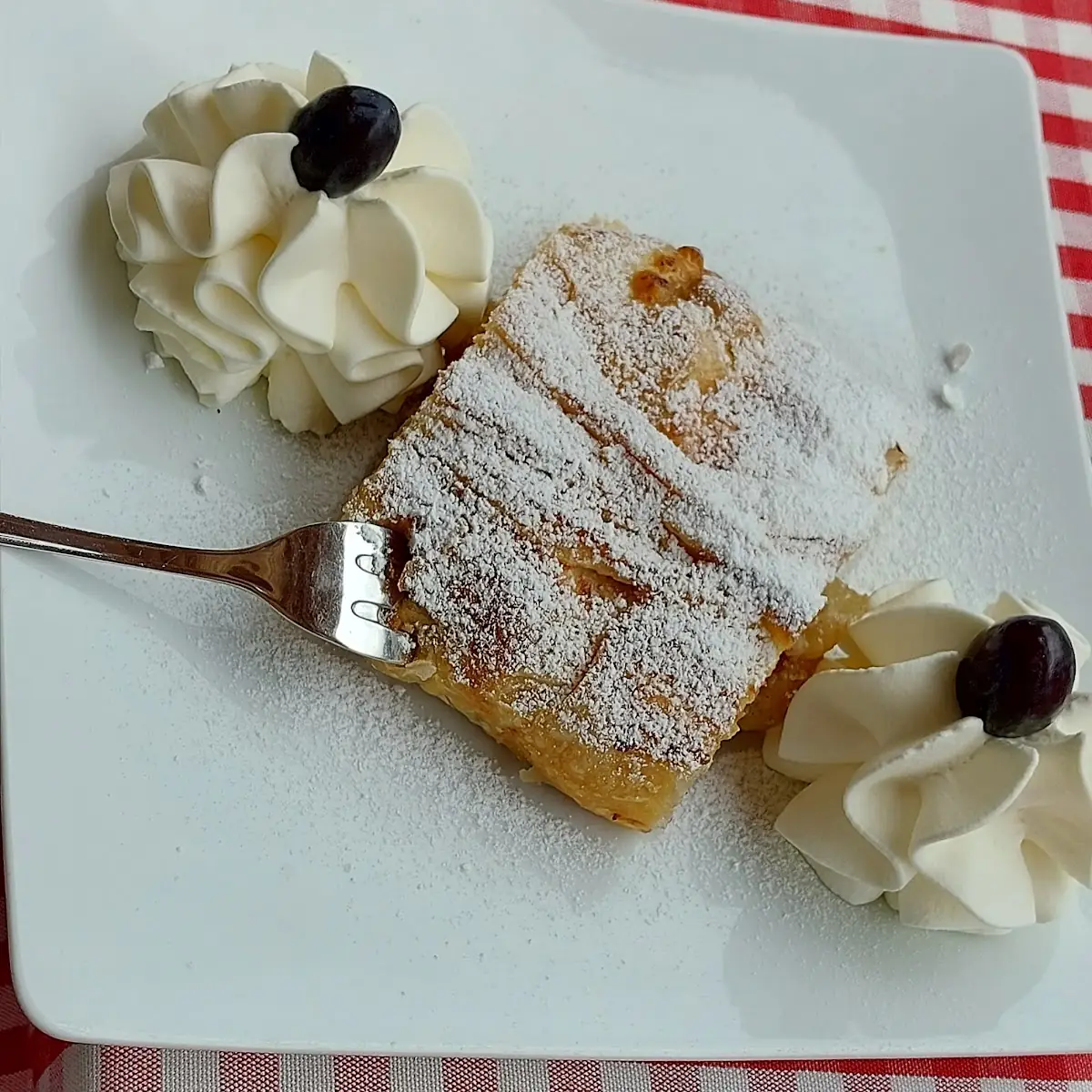 Apfelstrudel