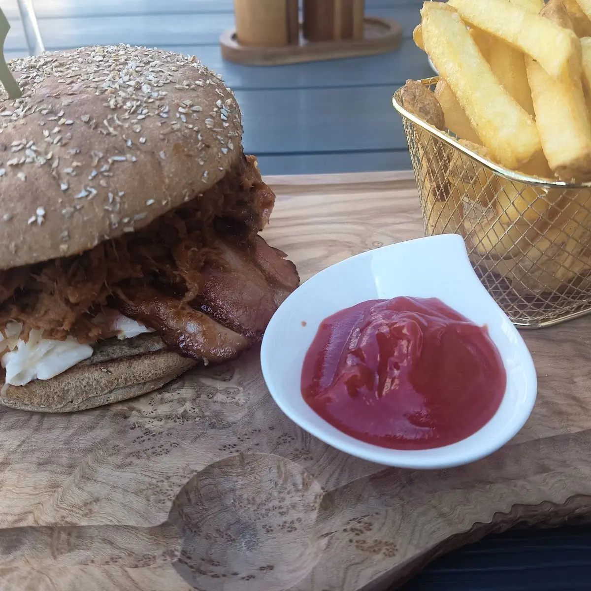 Pulled Pork Burger