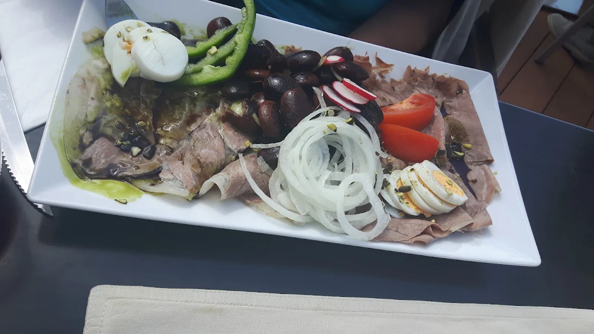 Saures Rindfleisch