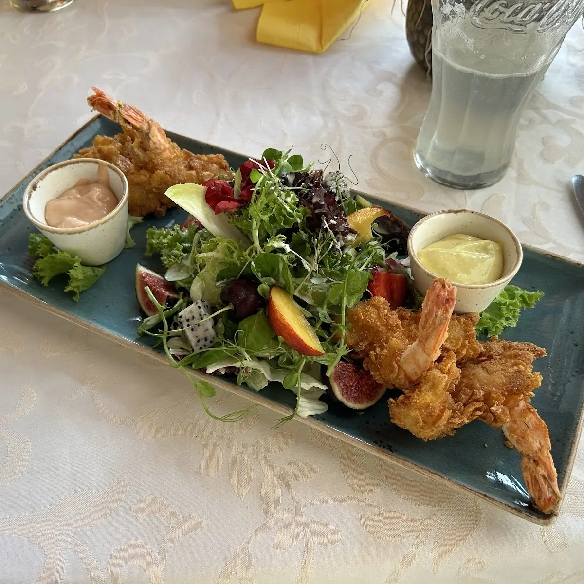 Fruchtiger Sommersalat Mit Sommerfrüchten