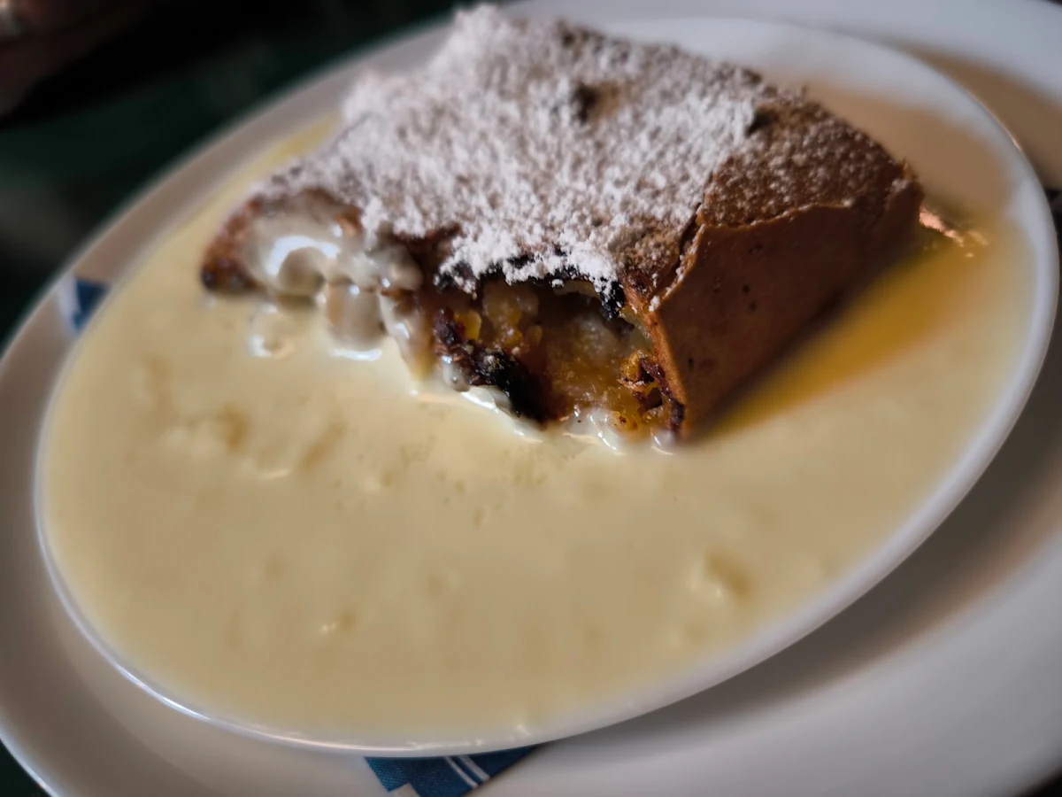 Apfelstrudel