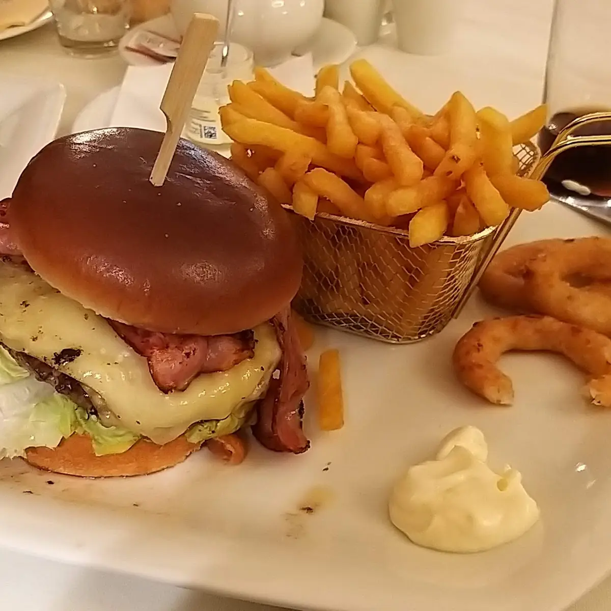 Ein Angus Burger