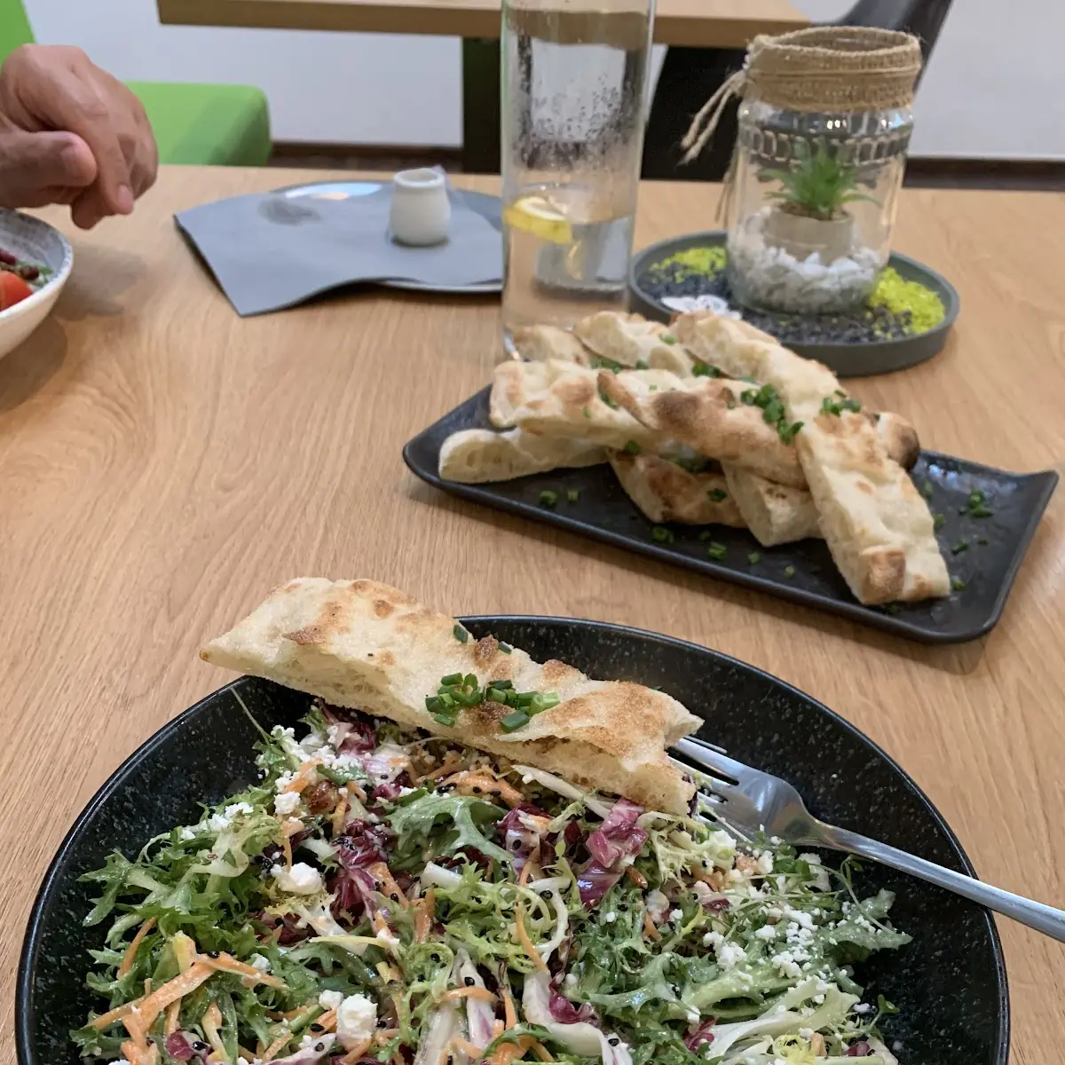 Bauernsalat Mit Knoblauchpinsa