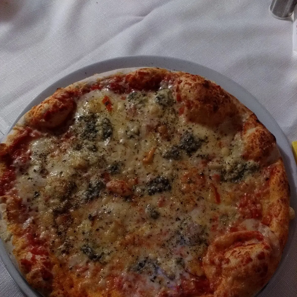 Pizza Mit 4 Käsesorten
