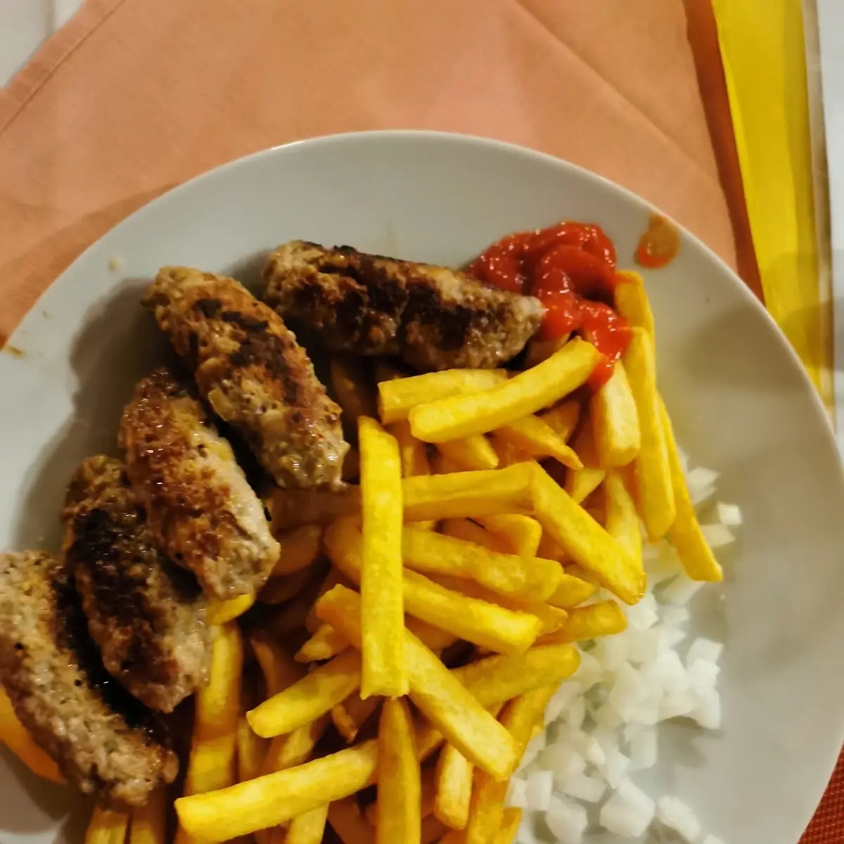 Cevapcici