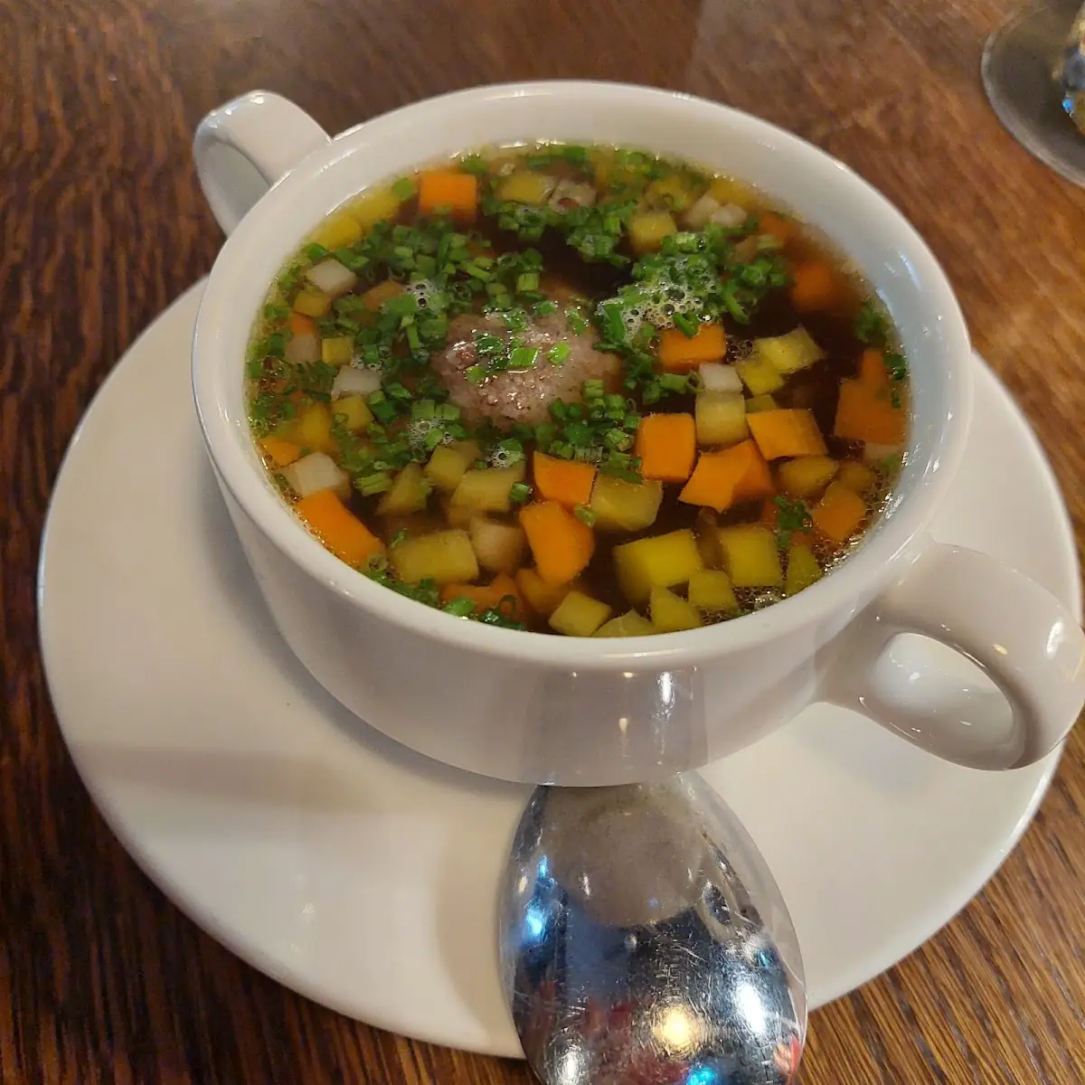 Leberknödel Suppe