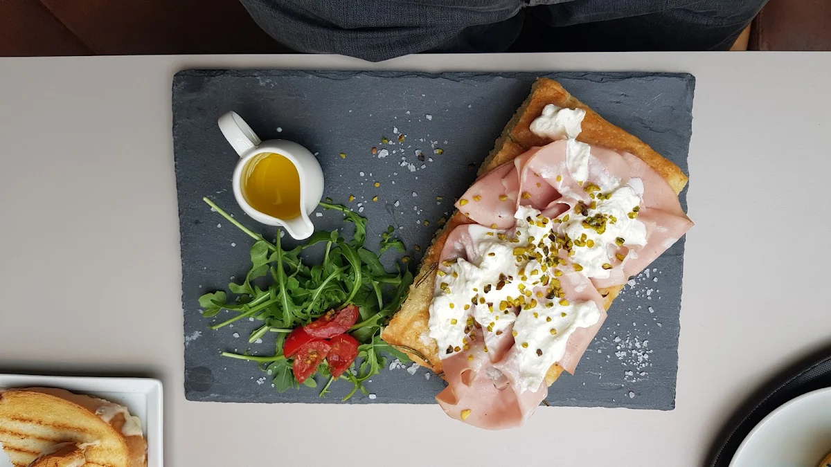 Bruschetta Mit Mortadella