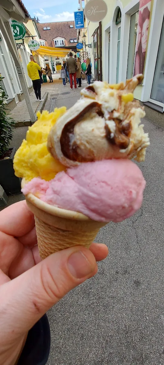 Gemischtes Eis