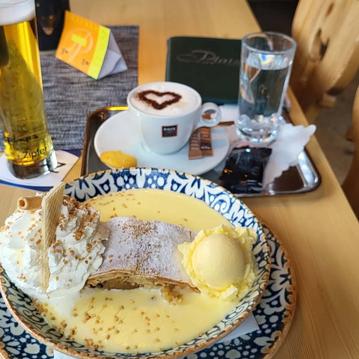 Apfelstrudel