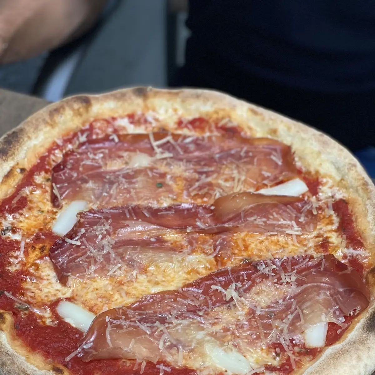 Pizza Mit Prosciutto Und Spargel