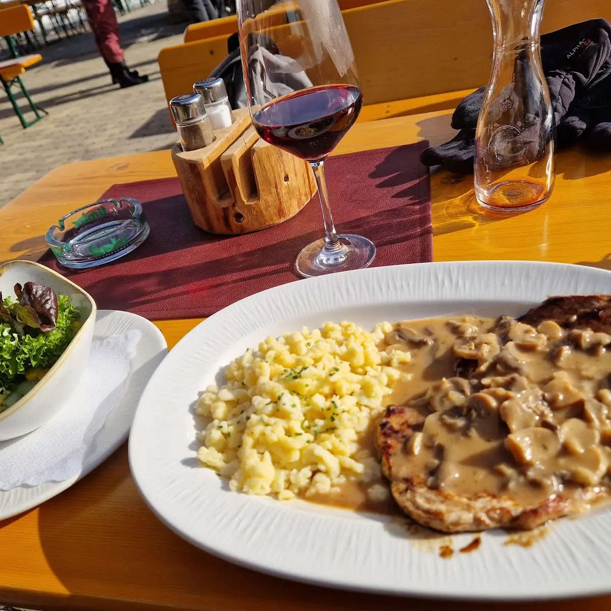 S Filetpfandl Mit Butterspätzle