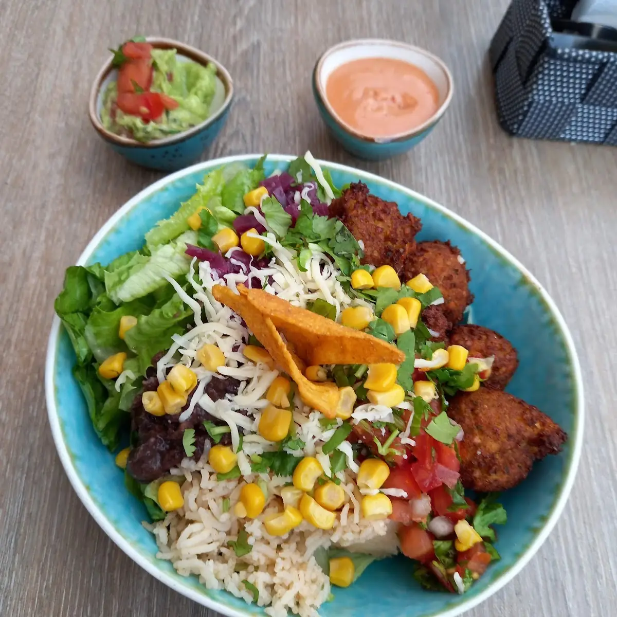 Bowl Mit Süßkartoffelfalafel