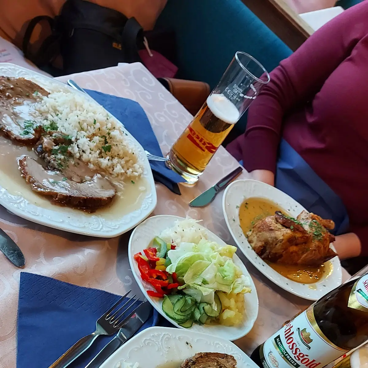Kalbsrollbraten Brathendl