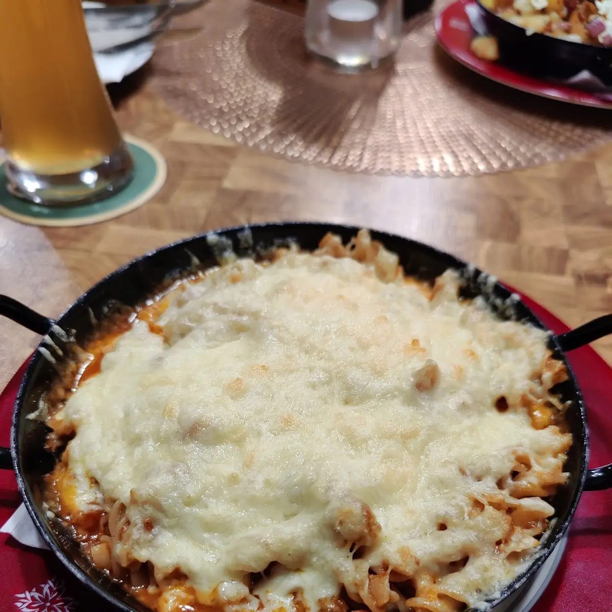 Nudeln Mit Fleischsauce Und Käse Überbacken