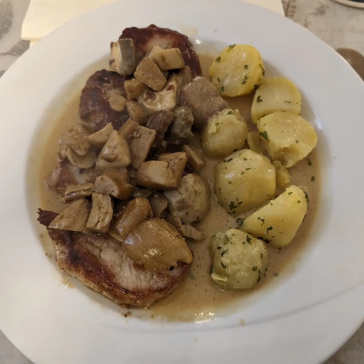 Pork Medallions with CEPS Mushrooms and Parsley Potatos