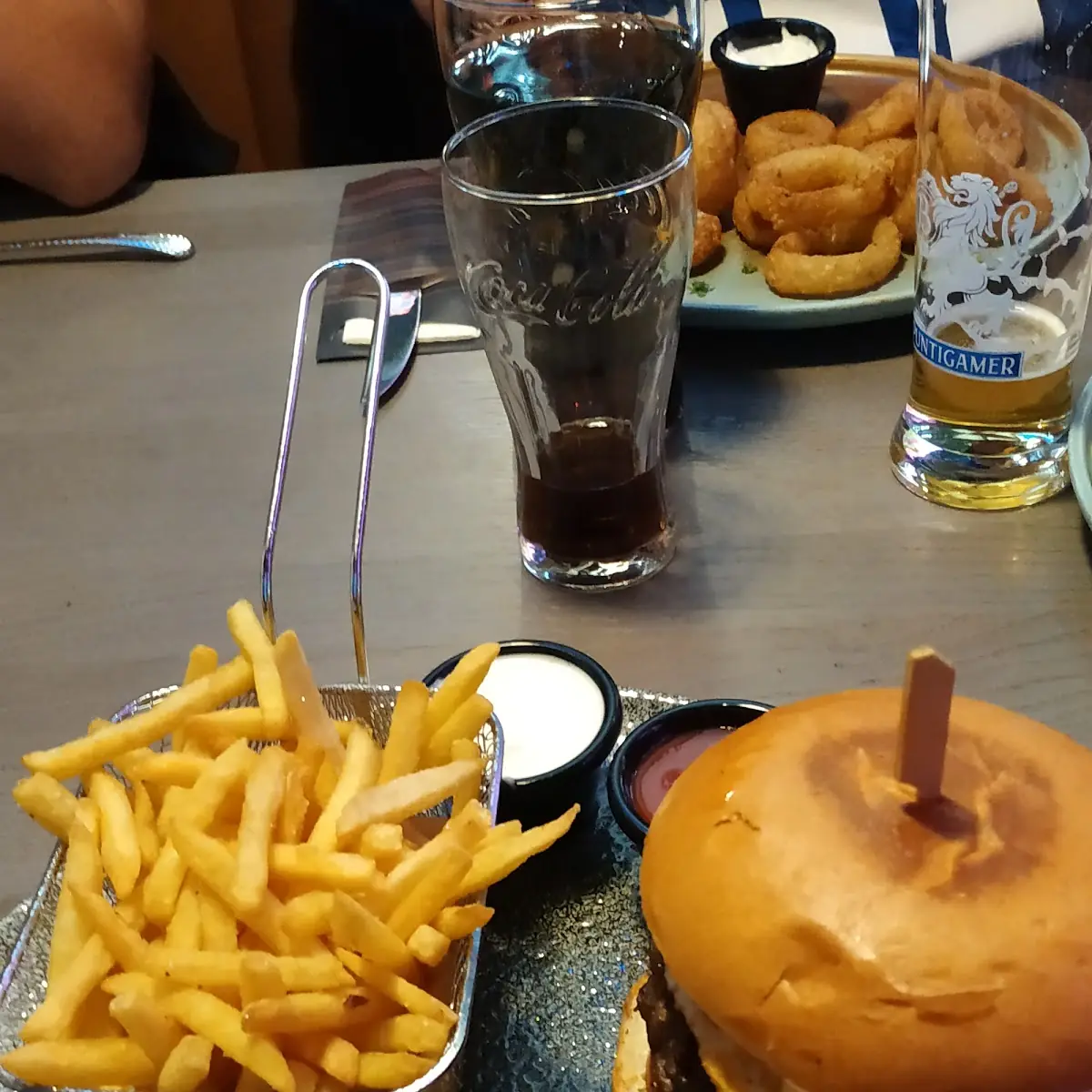 Vanilla House Burger