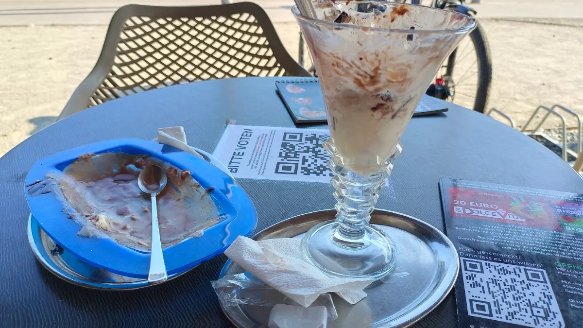 Banana Split Schokobecher
