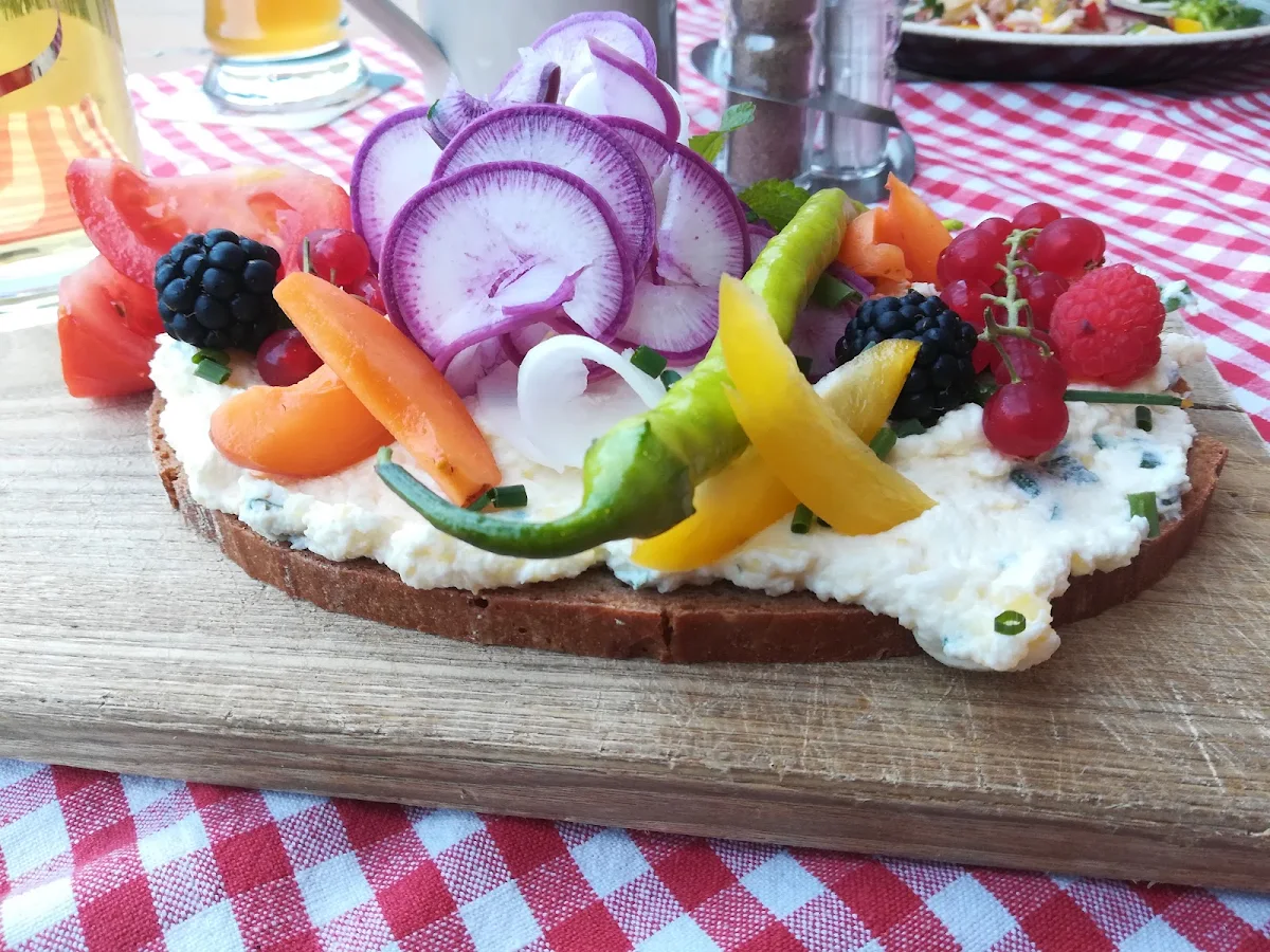 Erdäpfelkäsbrot