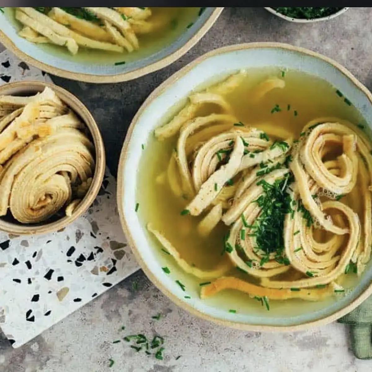 Frittatensuppe, Pizzeria Amici